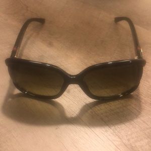 Brand new without tags black Gucci sunglasses